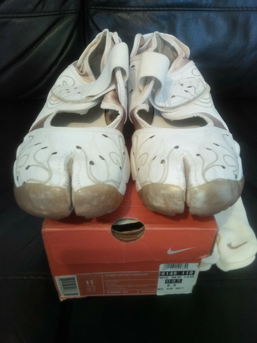 Nike Air Rift D.S Vintage 2005 Lazer Embos Premium Leather U.K Size 8 U.S.A 9