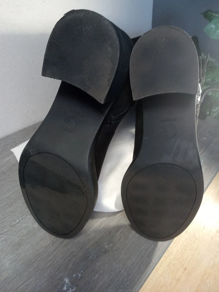 Botas de montar Guess negras de gamuza con tacón alto hasta la rodilla talla 8,5 Foto 3 de 4