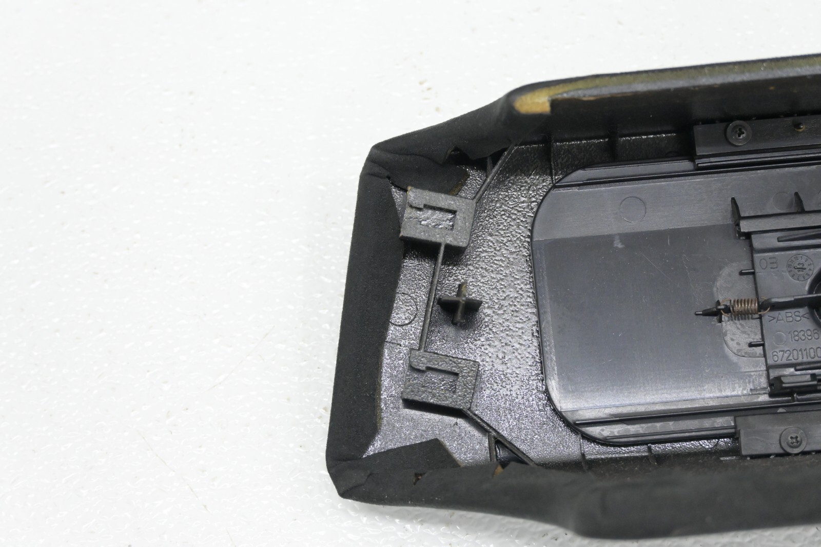 ⭐ 08-17 Maserati Granturismo Center B Pillar Post Cover Trim Black Set Oem