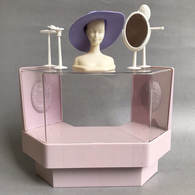 barbie dream store fashion department