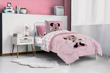 Disney's Minnie Mouse Pretty Girl 5-Piece Twin/Full Bed Set