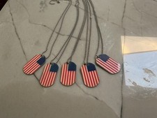 Americn flag dog tag 23 inch chain five tags