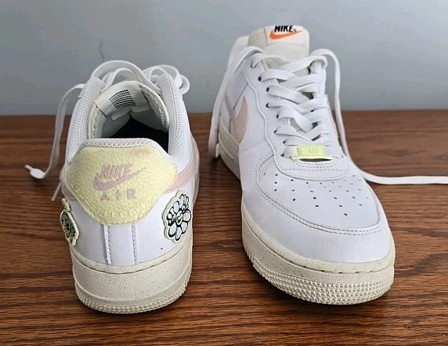 Nike Air Force 1 '07 SE Flower Power DJ6377 100 da donna taglia 8