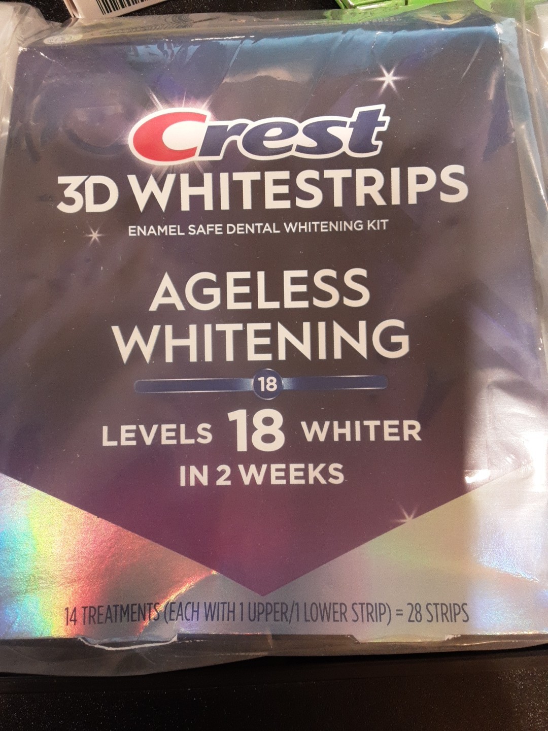 Crest Ageless Whitening 3D Whitestrips 18 Levels Whiter Exp. 02/02/2027