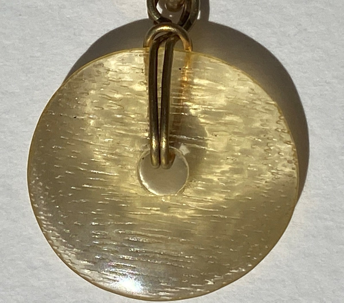 Collier Pendentif Petite Plaque Métal Doré SCOOTER PARIS, Neuf Sans Boîte