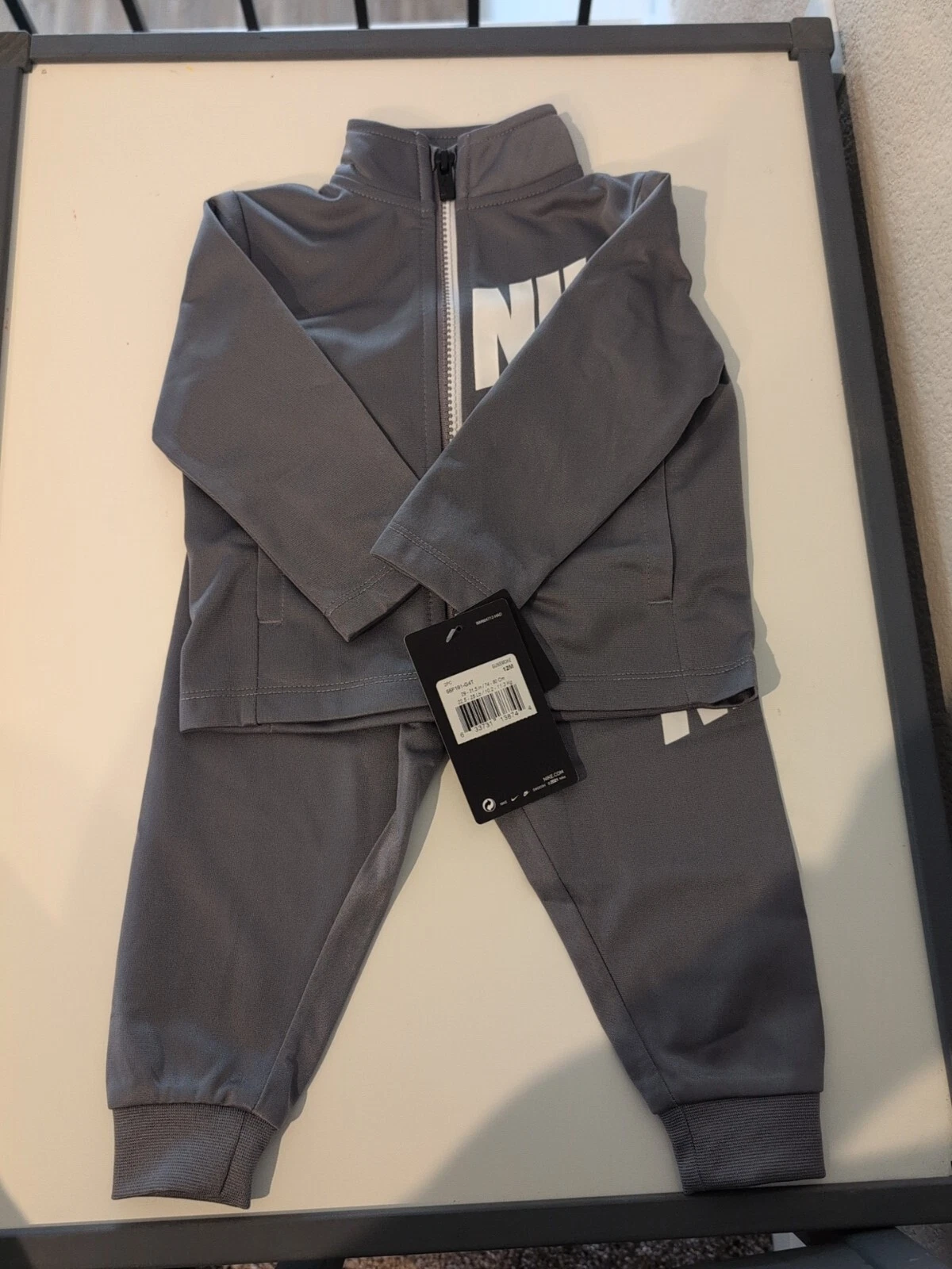 Nike Baby Boy 2 Piece Jogging Set Tracksuit Gray & White - 12M