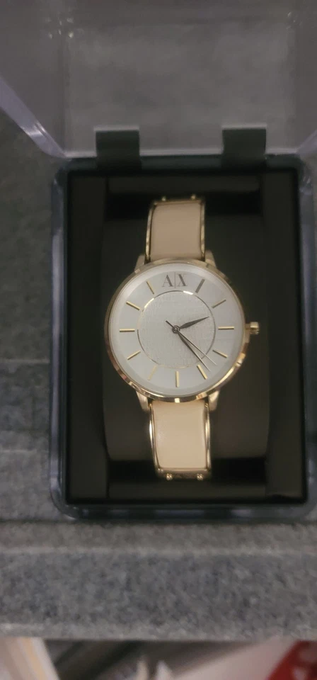 Relógios femininos analógicos de aço inoxidável redondos de couro A/X Armani Exchange - Imagem 3 de 4