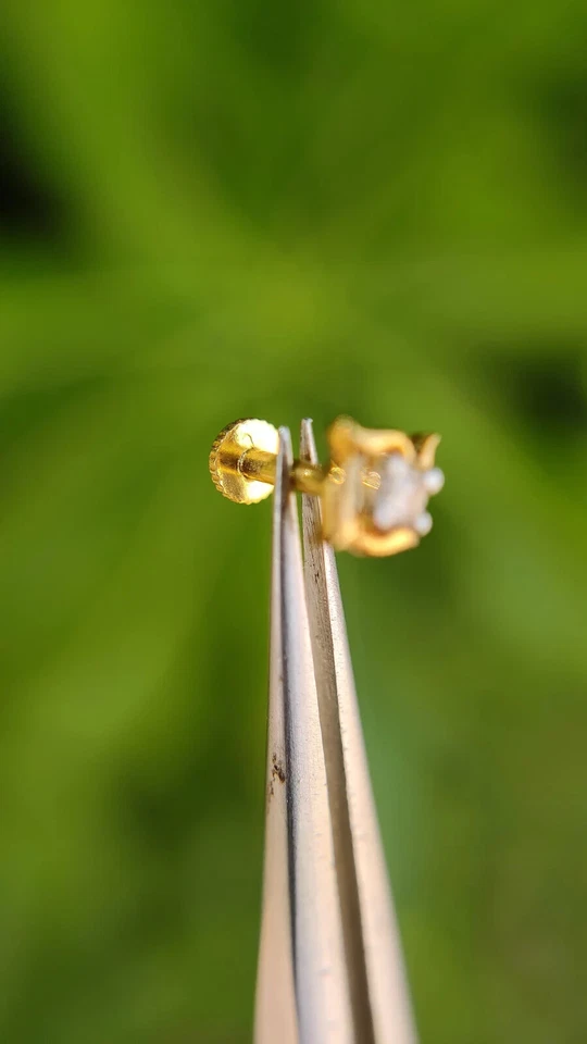 0.03 Ct Real Diamond Nose Stud Screw Ring Piercing Pin 18 Gauge 14K Yellow Gold - Image 2 of 4