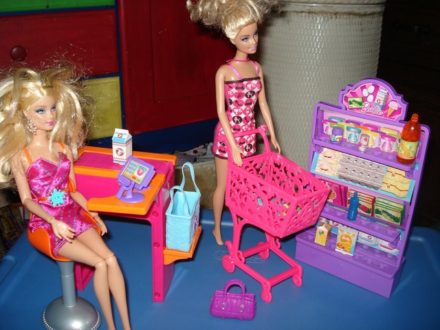barbie mini market