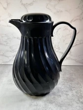 Connoisserve Beverage Server 40 oz INSULATED Hot/Cold Thermal Insulated Pitcher