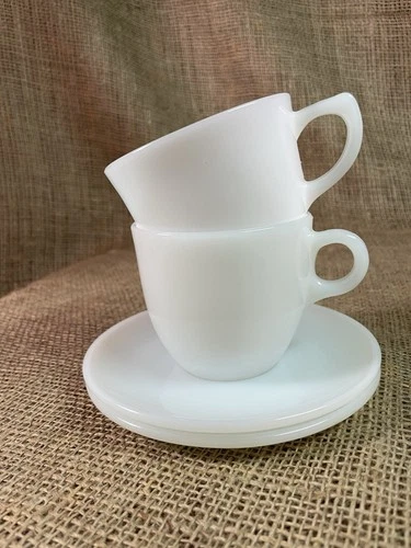 VINTAGE-FIRE KING/ANCHOR HOCKING 1950'S MILK GLASS TEA CUPS & SAUCERS SET OF 2