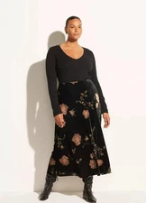 NWT VINCE Velvet Autumnal Rose Slip Skirt Sz 20-$395