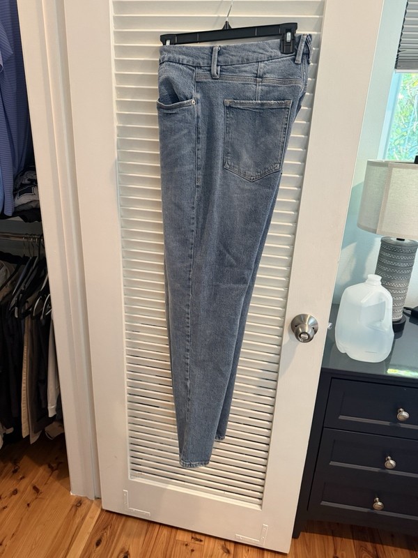 GOOD AMERICAN Good '90s High Waist Loose Fit Jeans in Blue Size 6/28