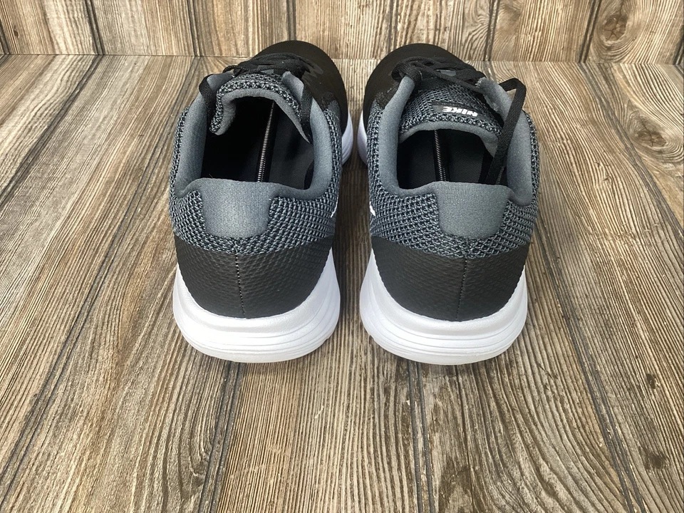 Nike Revolution 3 Herren Größe 14W Schwarz Weiß Sportliche Laufschuhe Turnschuhe NEU - Bild 4 von 4