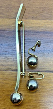 Vintage Celebrity Gold Tone Sphere Ball Clip on Earrings Brooch Atomic MCM EUC
