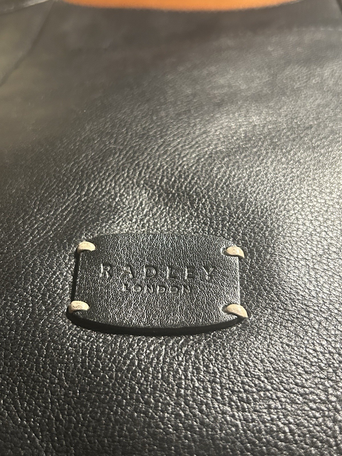 Radley London Oakham Small Black Leather Cross Body Flap Bag with Toggles. VGC image 4