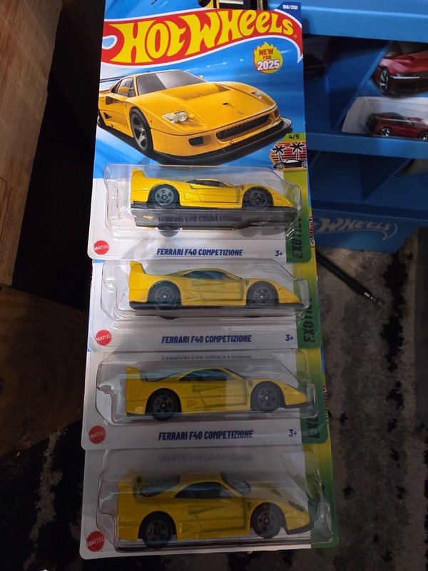 2025 Hot Wheels Exotics lot of 4: Ferrari F40 Compitizione 1:64