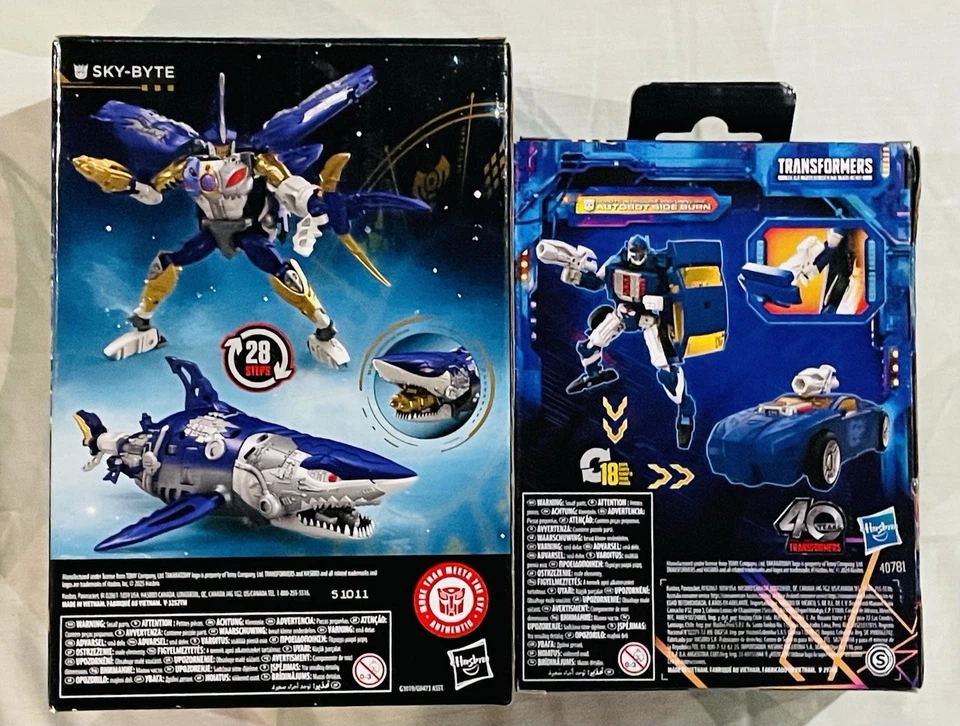 Brand New 2024-2025 Transformers Sky-Byte & Autobot Side Burn Action Figure Lot - Image 2 of 4