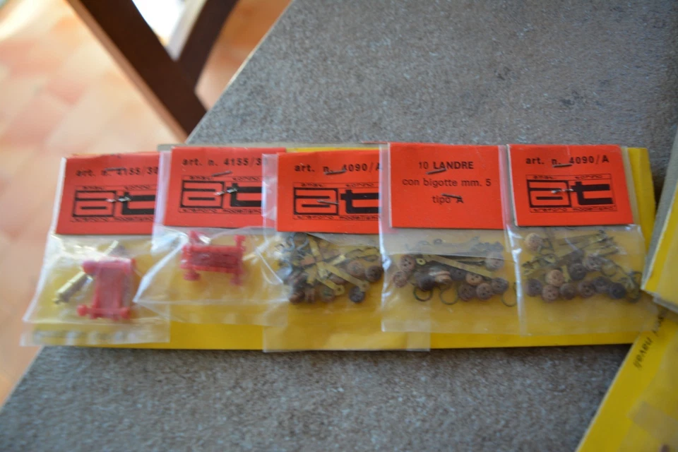 Lotto materiale modellismo navale statico vintage Amati - Torino - Immagine 4 di 4