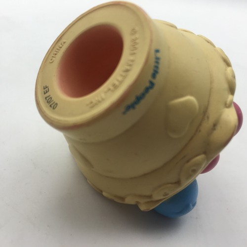 Fisher Price Little People Baby rosa Mädchen im gelben Korb mit Teddybär 2001 - Bild 12 von 24