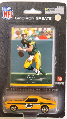 NFL Green Bay Packers 1967 Ford Mustang Fastback (2008 Issue - GOLD RIMS) HOME - Picture 2 of 4