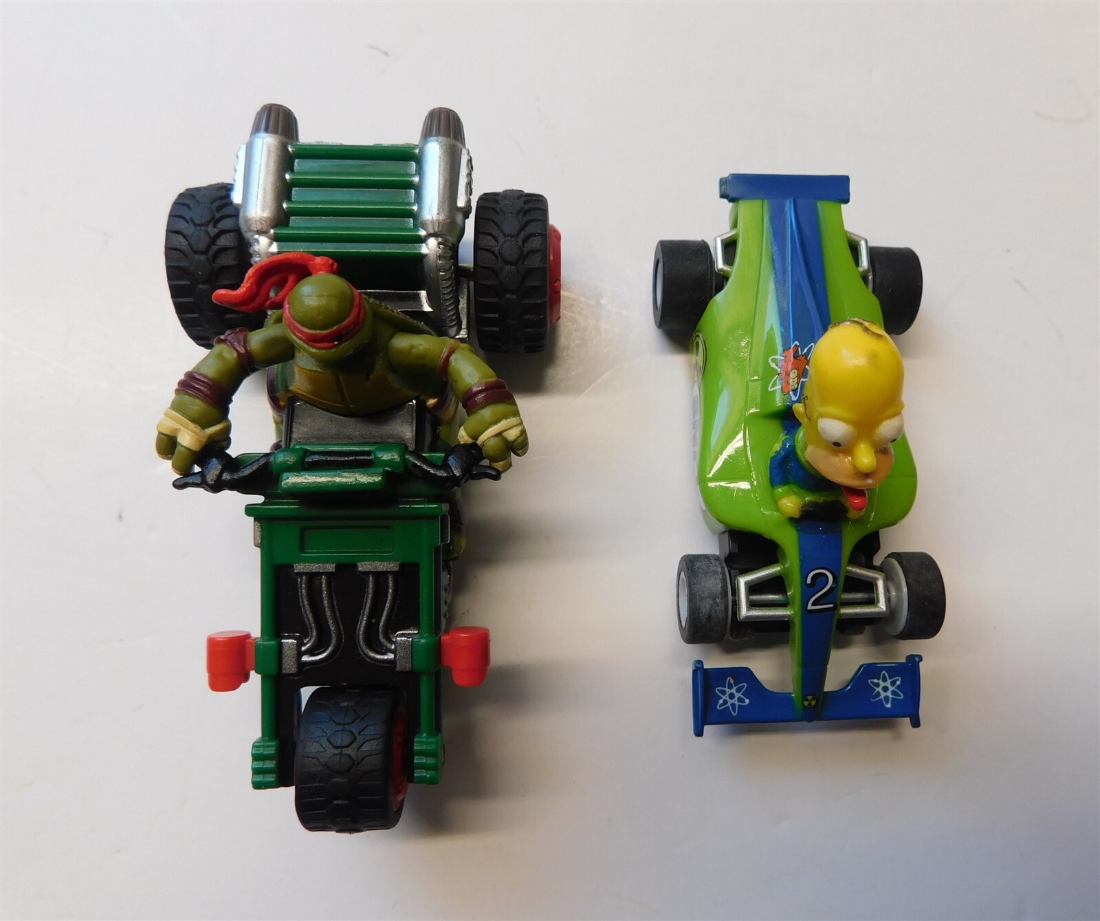 Micro Scalextric Homer Simpson & Carrera TMNT Michelangelo Slot Cars