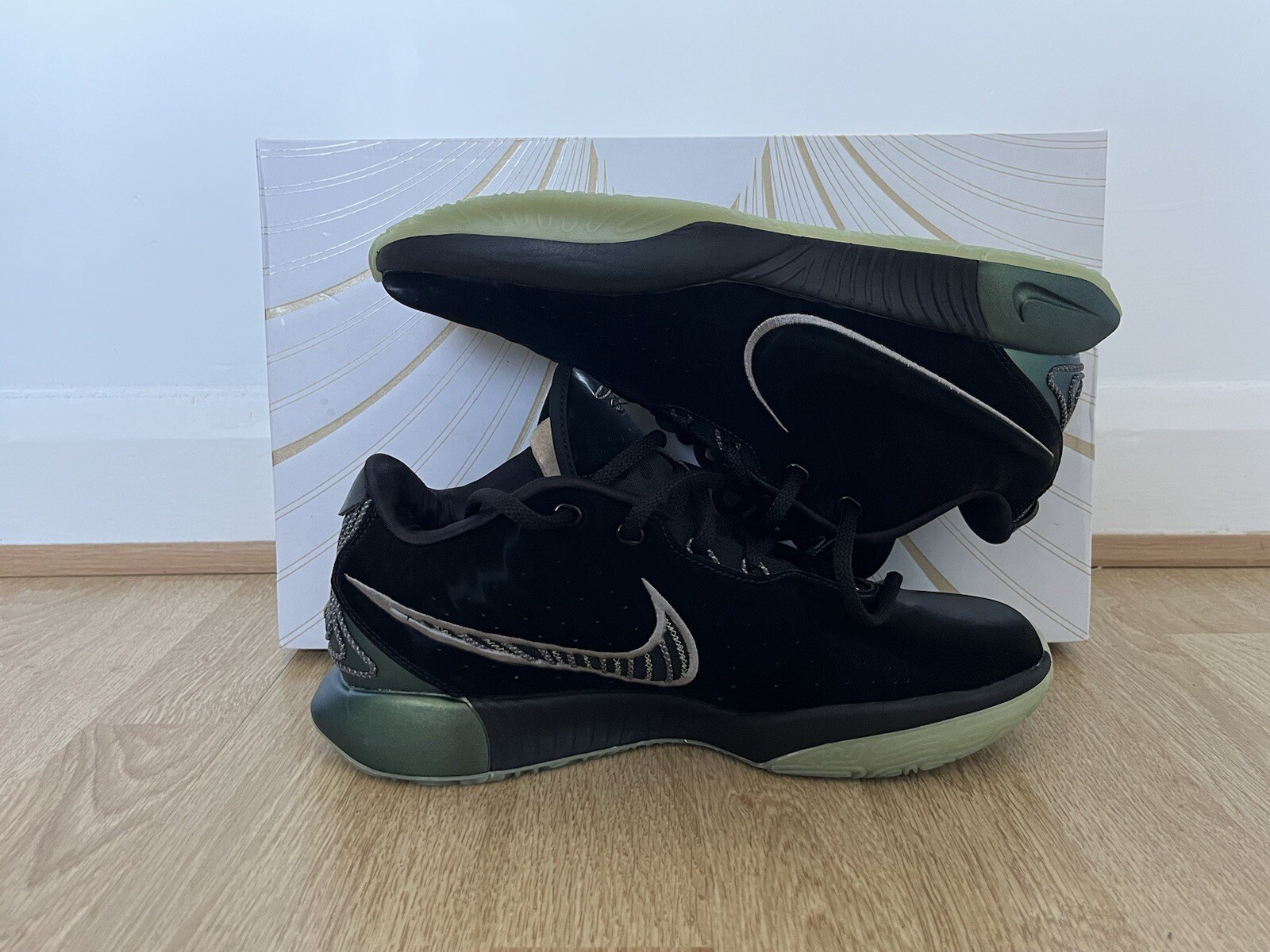 Nike Lebron XXI 21 ‘Tahitian’ Basketball Trainers Size 9.5