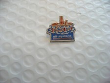 OJ- VINTAGE ELF AQUITAINE (ENAMEL) PIN #26925 MINT (SIGNED ELF BOOMERANG