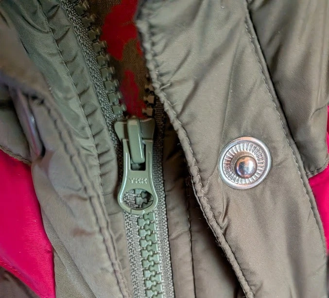 Chaleco acolchado vintage Y2K Old Navy para mujer talla M 2006 Gorpcore exterior terroso Foto 2 de 4