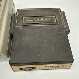 Mattel Intellivision II Console 5872 Controllers & Power Cord UNTESTED