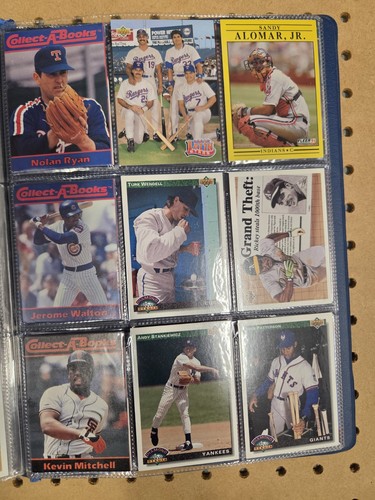 Baseball Card Album With Cards - Picture 15 of 16