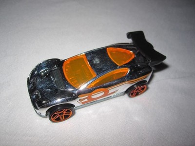 Hot Wheels Synkro Trick Tracks chrome