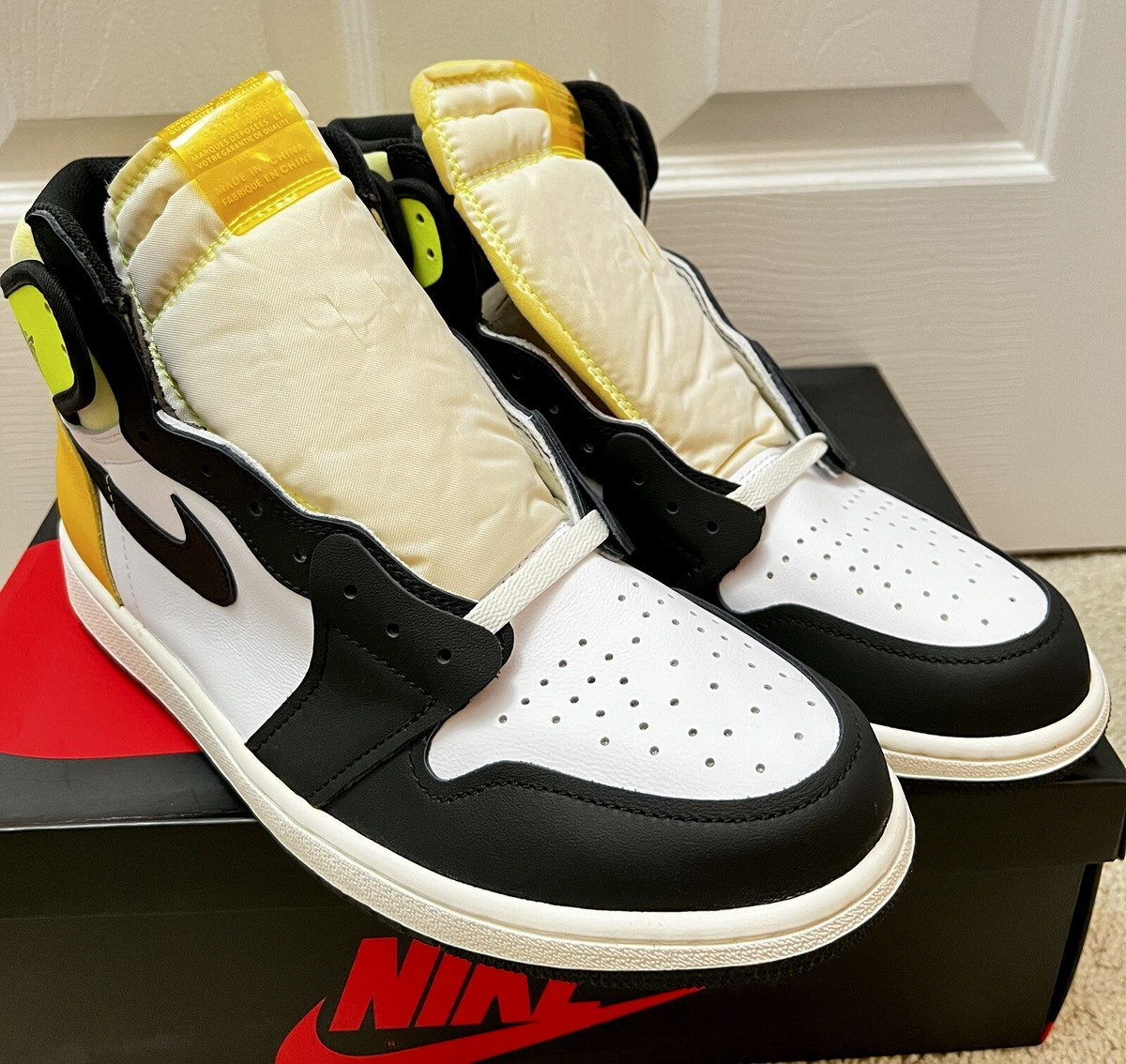 テ*プ様 Nike Air Jordan 1 High OG Volt Gold Size 8 - Jordan 1 Retro High OG Volt for sale online | eBay