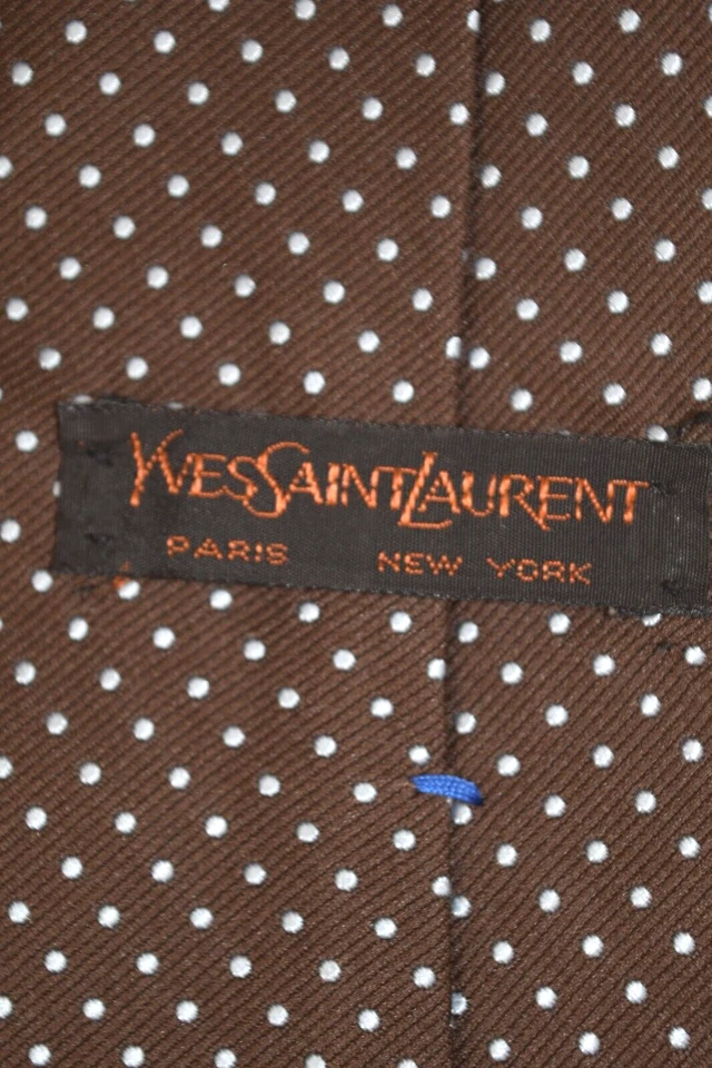 Corbata de Colección Años 70 Yves Saint Laurent Marrón Bordado Azul Lunares YSL 60" X 3.75" Foto 4 de 4