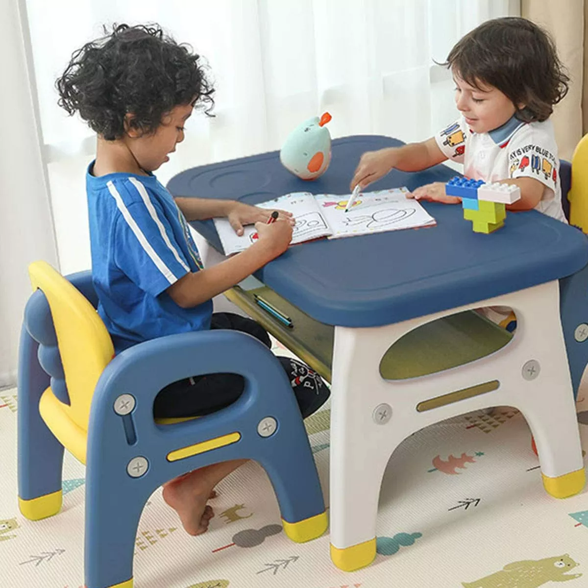 Kids Desks & Desk Chairs