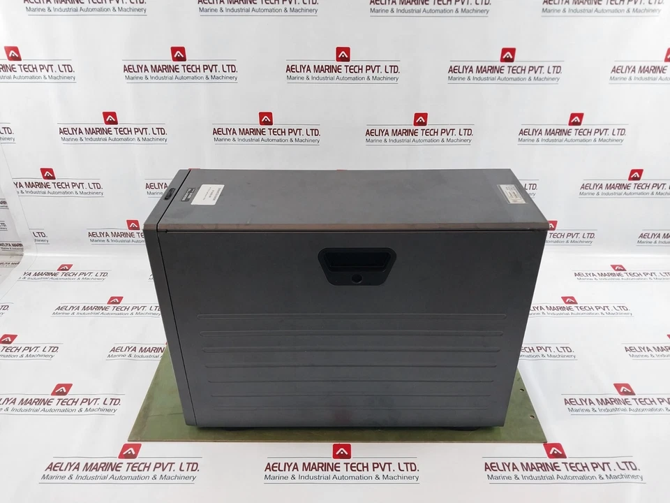 Dell Poweredge T610 Tower Server ST9146852SS 146 GB 15,000 RPM SAS 6 Gbps - Image 3 of 4