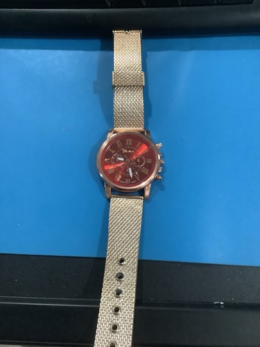 Red Dial Rose Quartz Geneva Watch - Picture 2 of 6