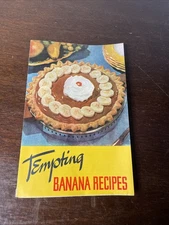 1953 Cookbook - Booklet Tempting Banana Recipes - United Fruit "Chiquta" Banana