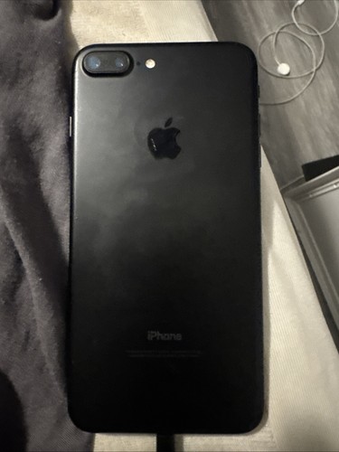 iPhone 7 Plus 128 GB with TikTok Download - Picture 2 of 7