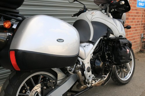 Triumph Tiger 955i 2007 - Picture 24 of 24