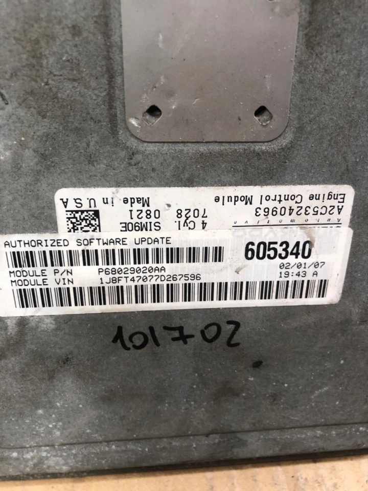 Jeep Patriot Compass 2007 módulo de control del motor de 2,0 L computadora ecu P68029020AA Foto 2 de 4