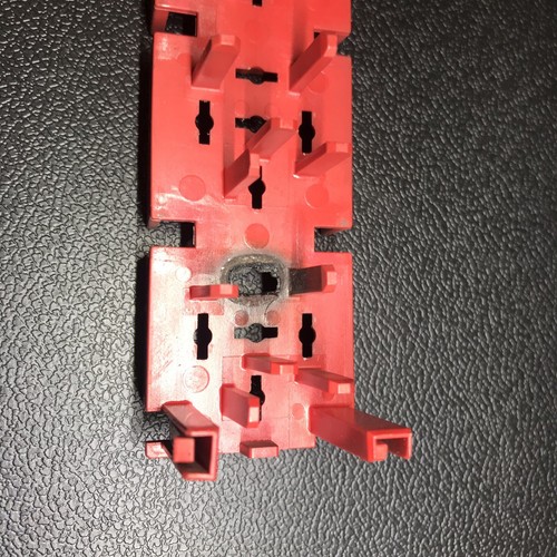 Ford E350 6.0 Power Stroke Under Hood Fuse Relay Box Block Inserts - Picture 10 of 10
