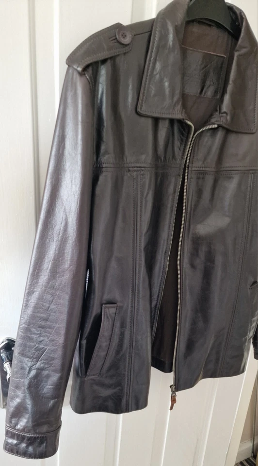 ROCHA JOHN ROCHA dark brown zip up leather jacket, size XL - Image 3 of 4