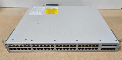 Cisco C9300L-48P-4G-E   Gigabit Ethernet PoE+ Switch   1x PWR-C1-1100WAC-P