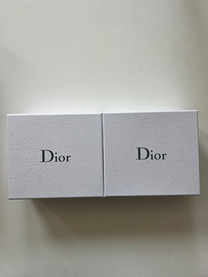 Dior leere Geschenkbox 19 cm x 17 cm x 9 cm