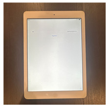 Apple iPad 4th  32GB Wi-Fi Tablet 9.7in Retina Display White Apple iPad Series