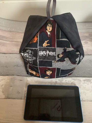 Harry Potter XL iPad Pro cushion Holder Desktop Tidy Tablet Beanbag Stand - Picture 7 of 9