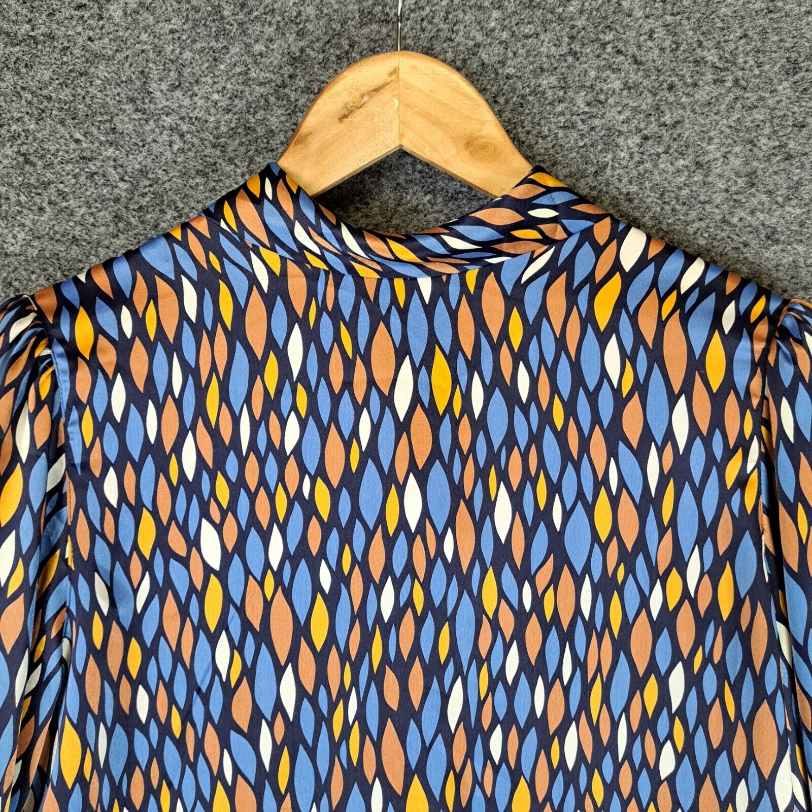 Picture 2 of 10