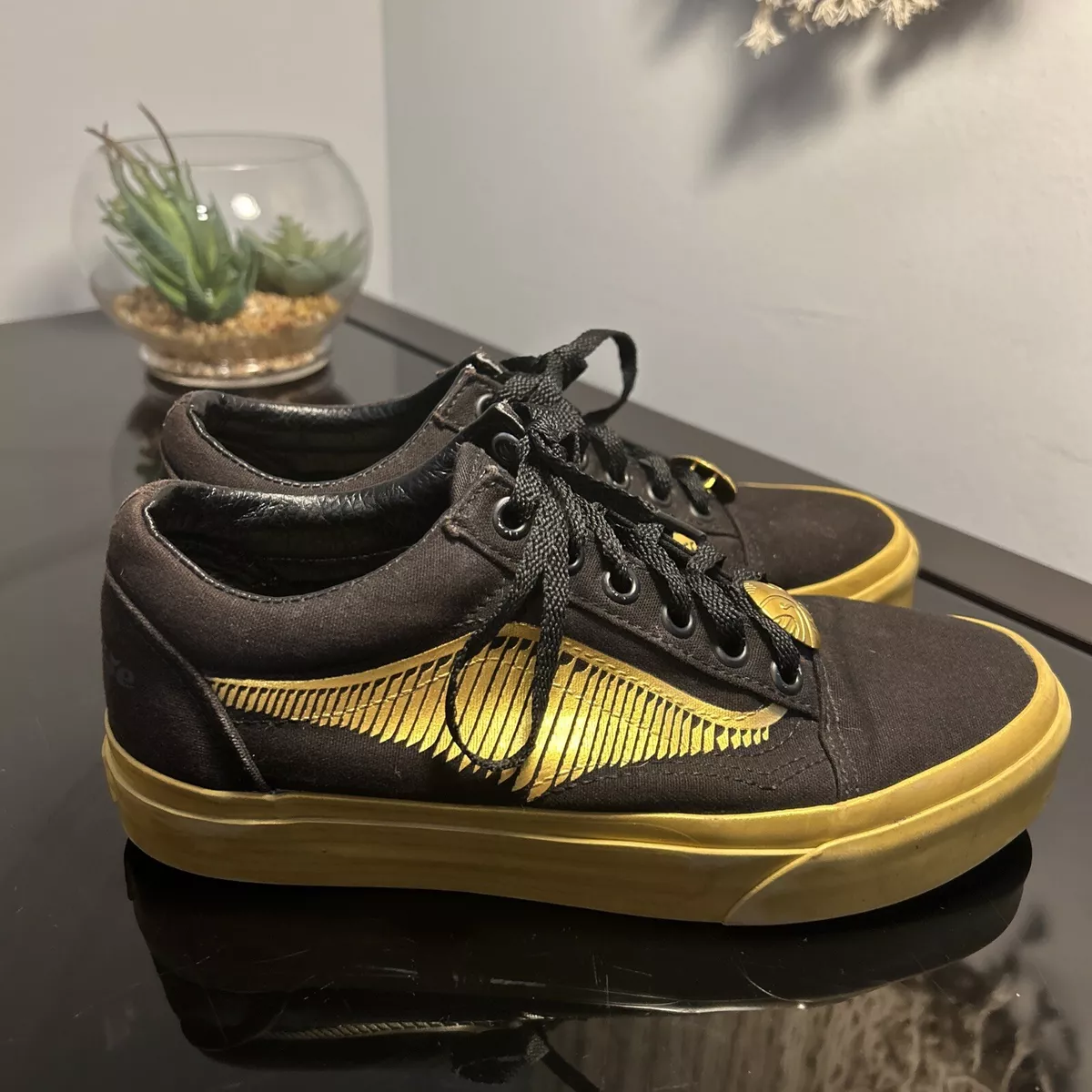 Harry Potter Vans Golden Snitch I Open at the Close Unisex  (Men-4.5)(Womens-6)