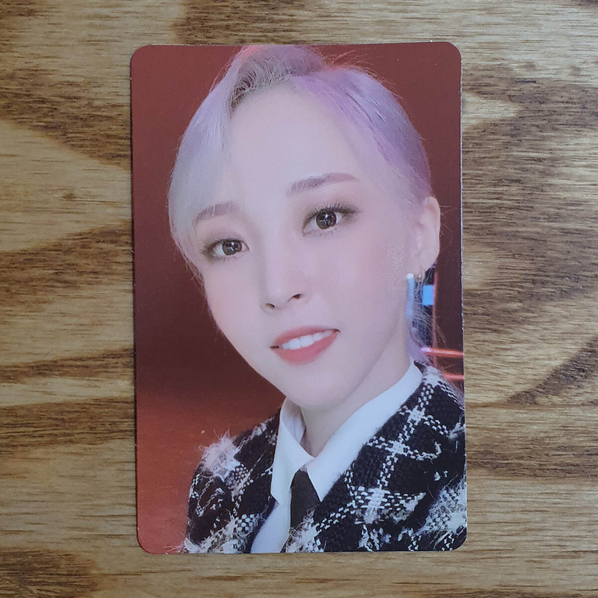 Moonbyul Official Photocard Mamamoo 2nd Album Reality in Black